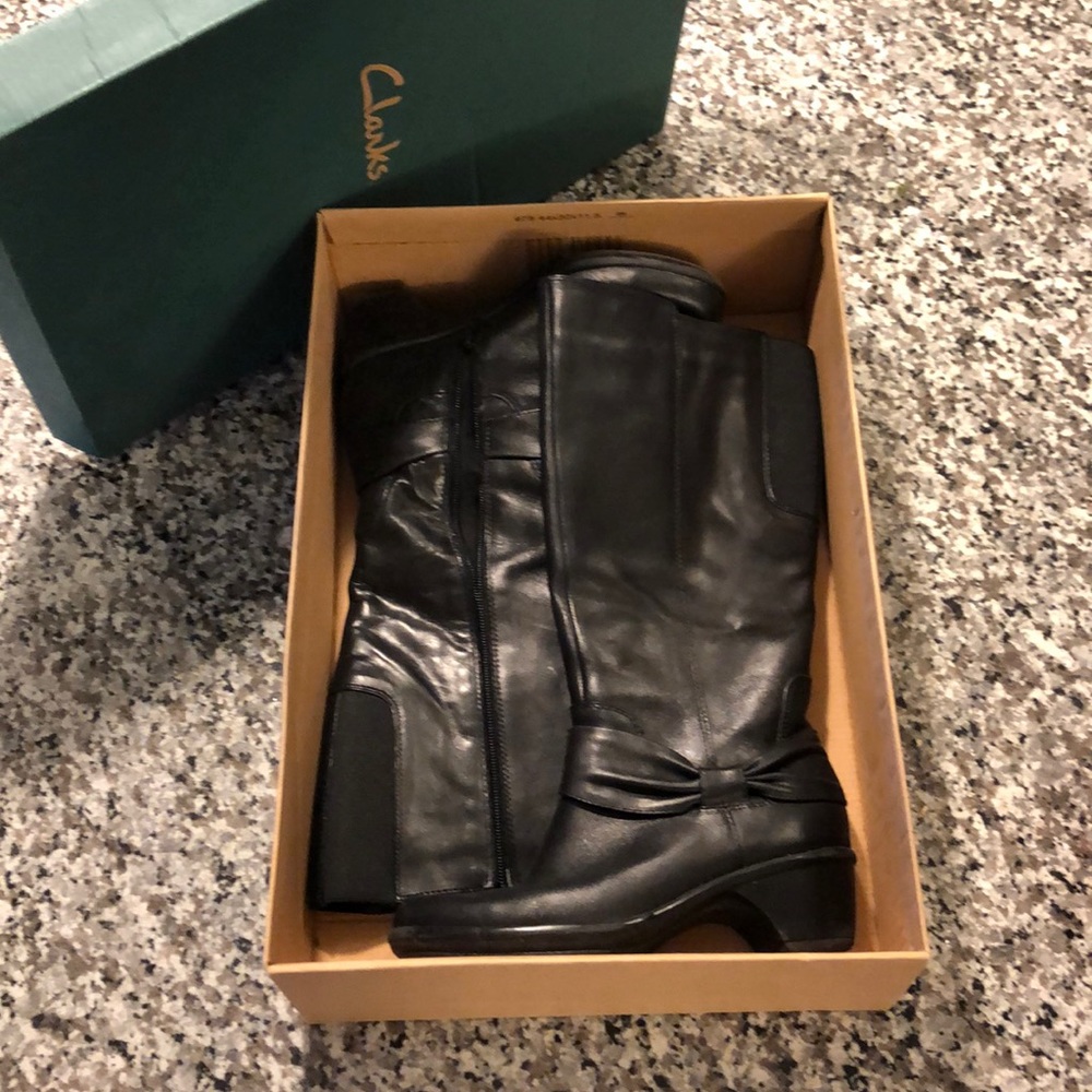 Women’s black leather Clark boots